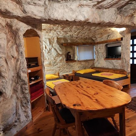 Klub Zlata Ribica Hotel Jesenice Luaran gambar