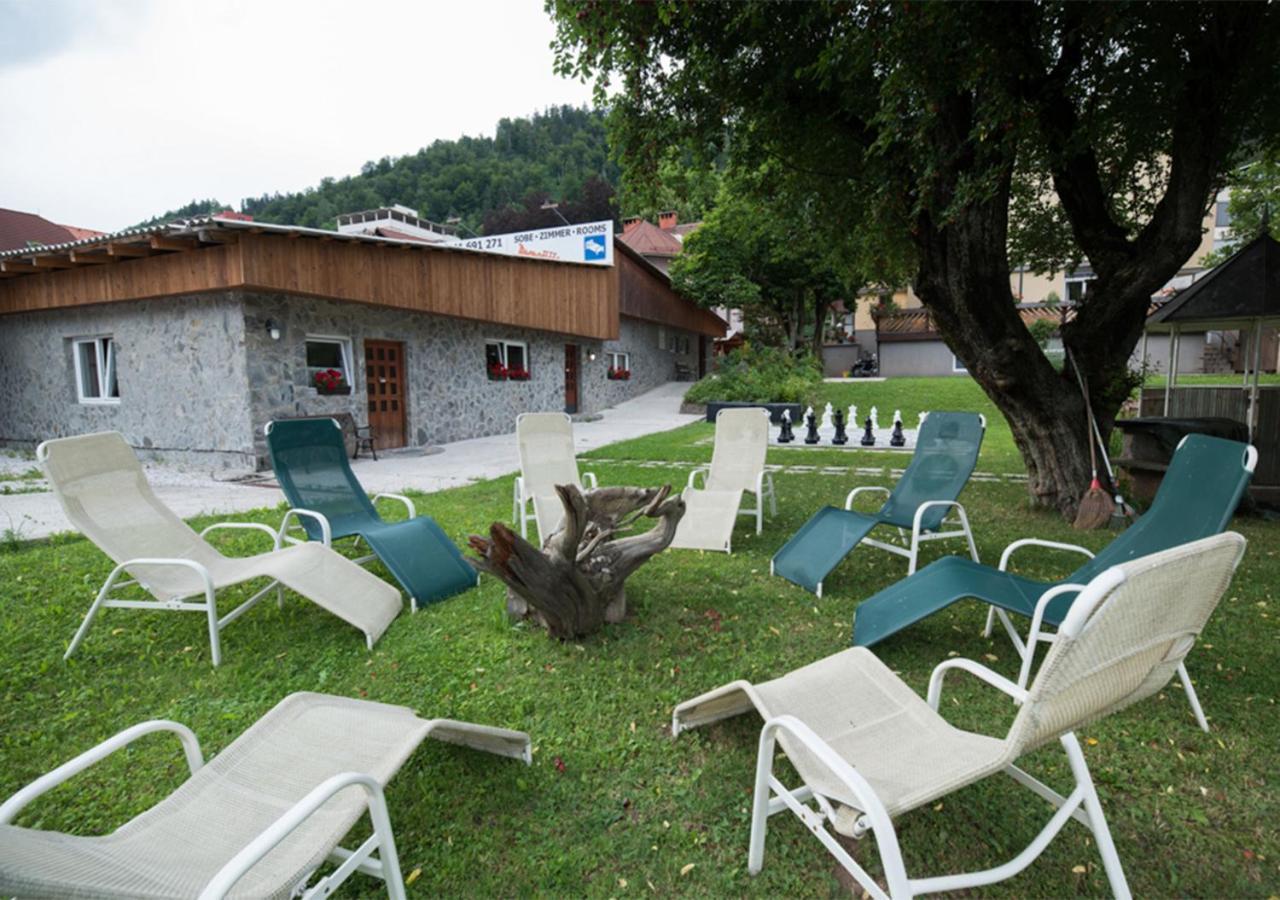 Klub Zlata Ribica Hotel Jesenice Luaran gambar