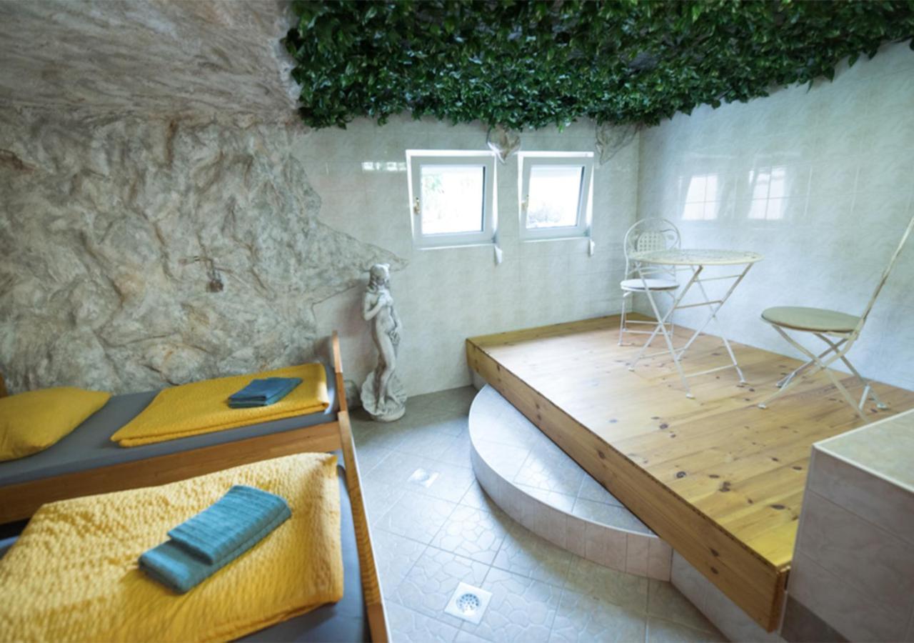 Klub Zlata Ribica Hotel Jesenice Luaran gambar